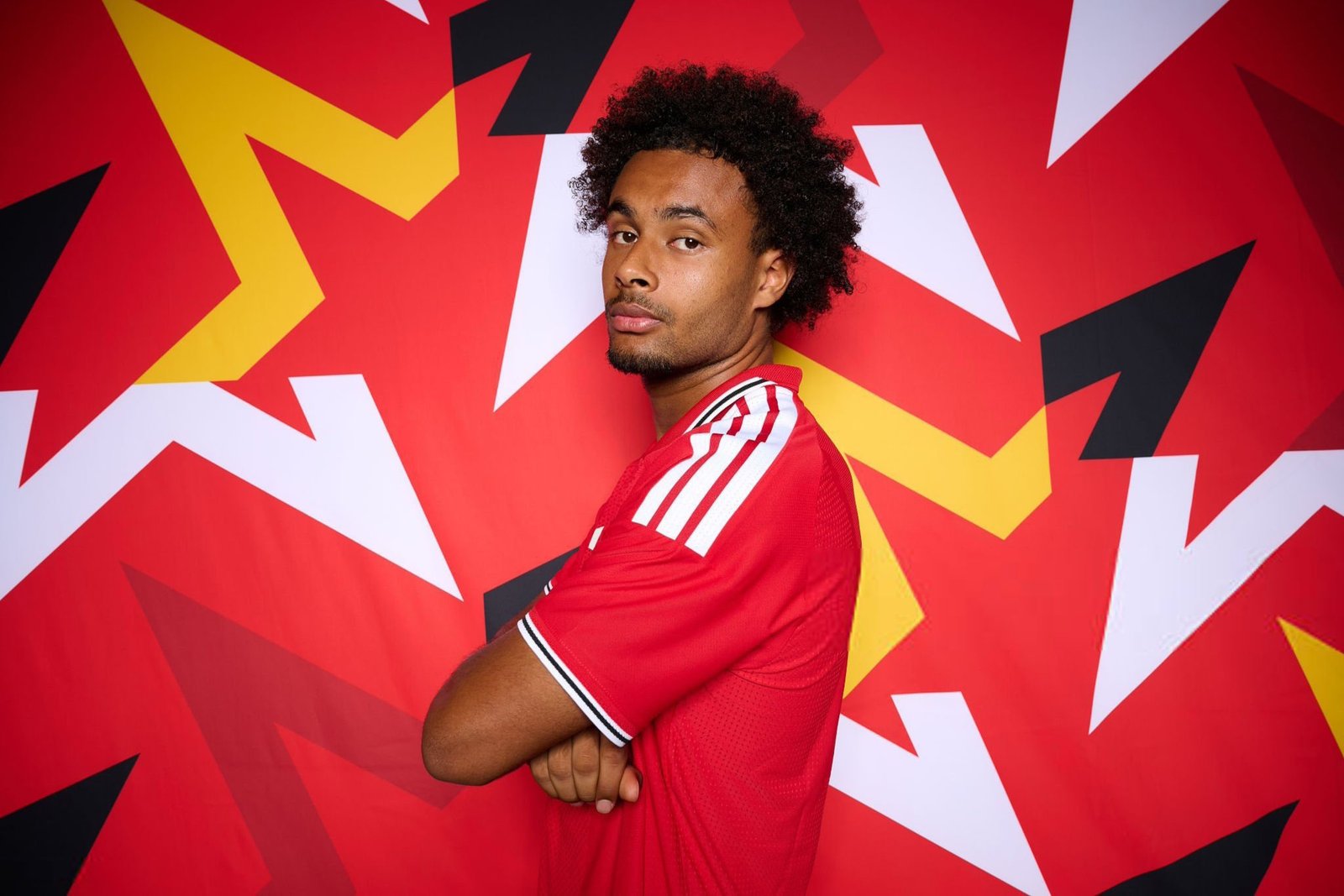 Zirkzee refuse la Fiorentina et relance la piste Juventus