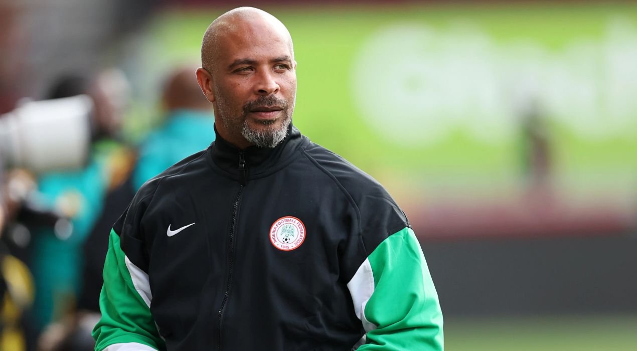 Nigeria : Eric Chelle prolonge avec un contrat doublé et de nouveaux défis