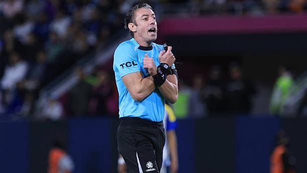 Espagne – Arabie Saoudite : Raphael Claus aux commandes du match