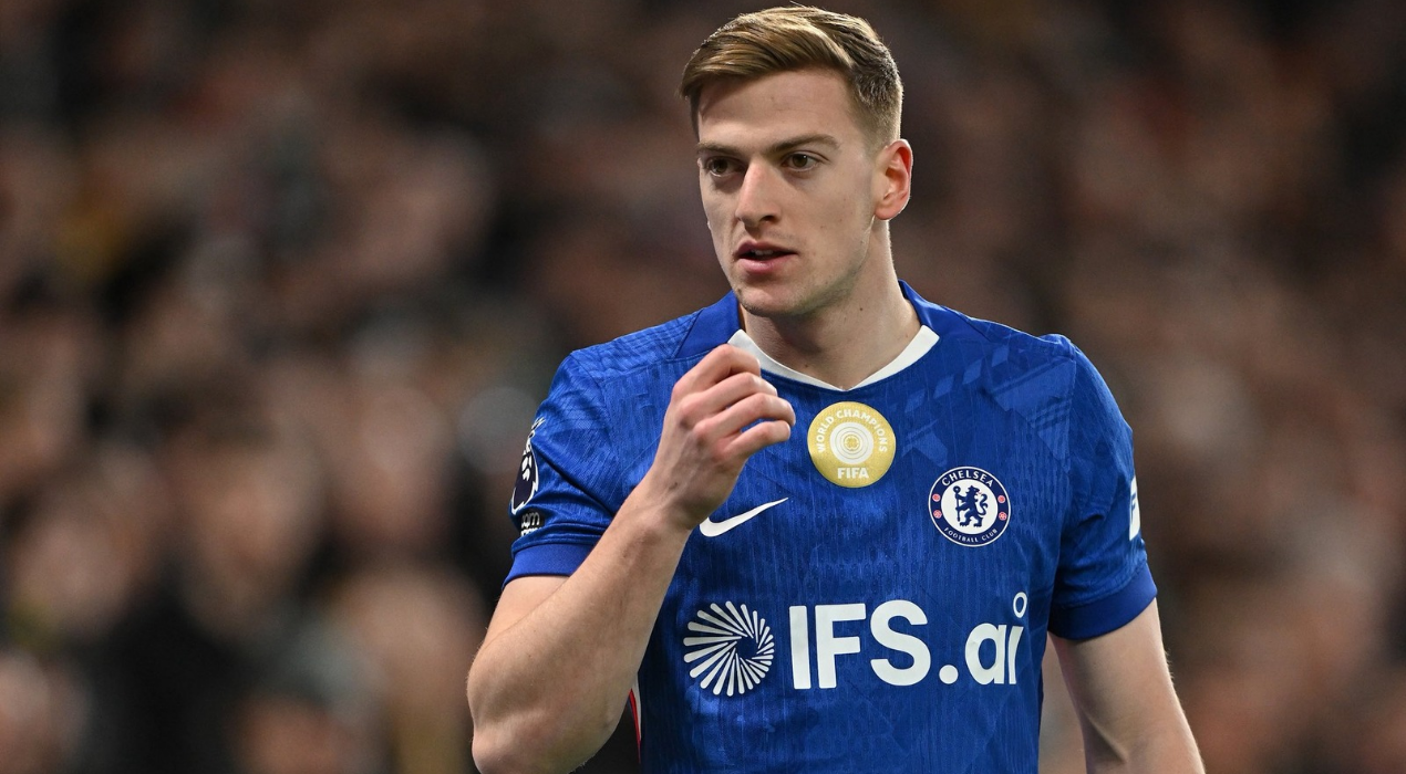 Liam Delap : Chelsea ouvre la porte, Nottingham Forest accélère