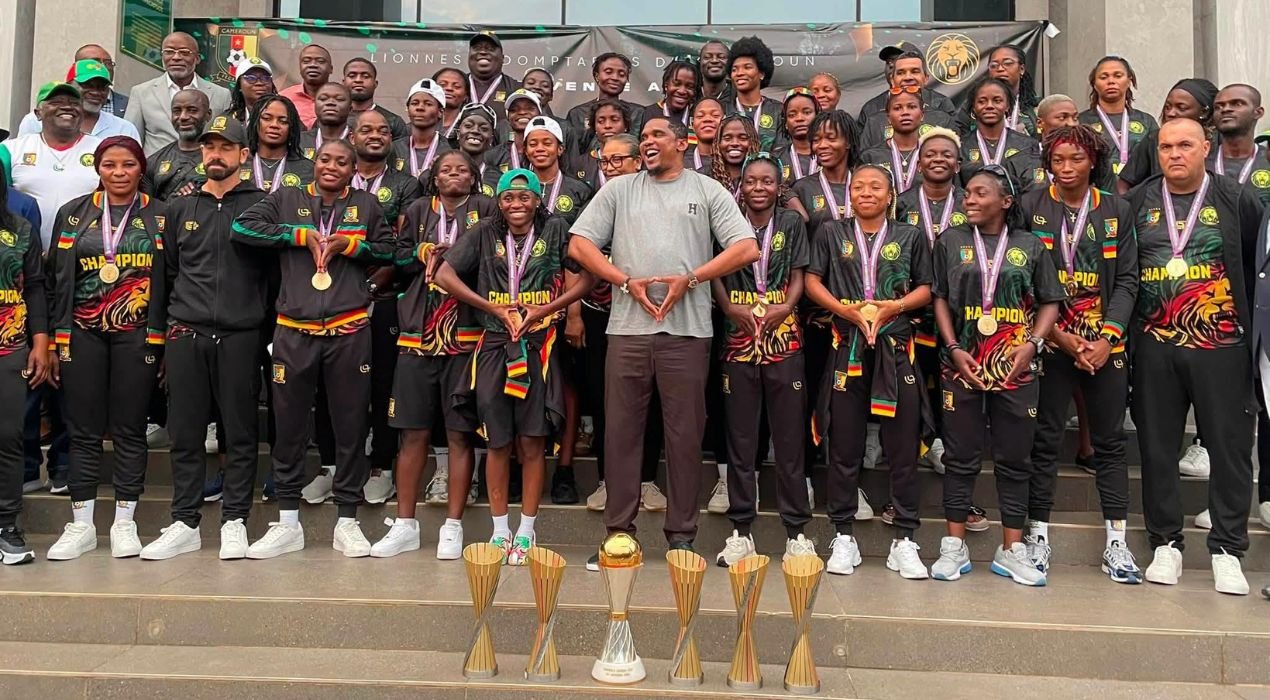 CAN FÉMININE 2026 : Samuel Eto’o et les Lionnes Indomptables accueillis en héros