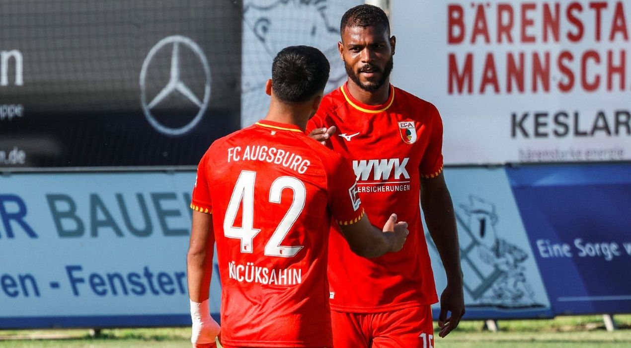 Présaison : Steve Mounié frappe fort avec Augsburg