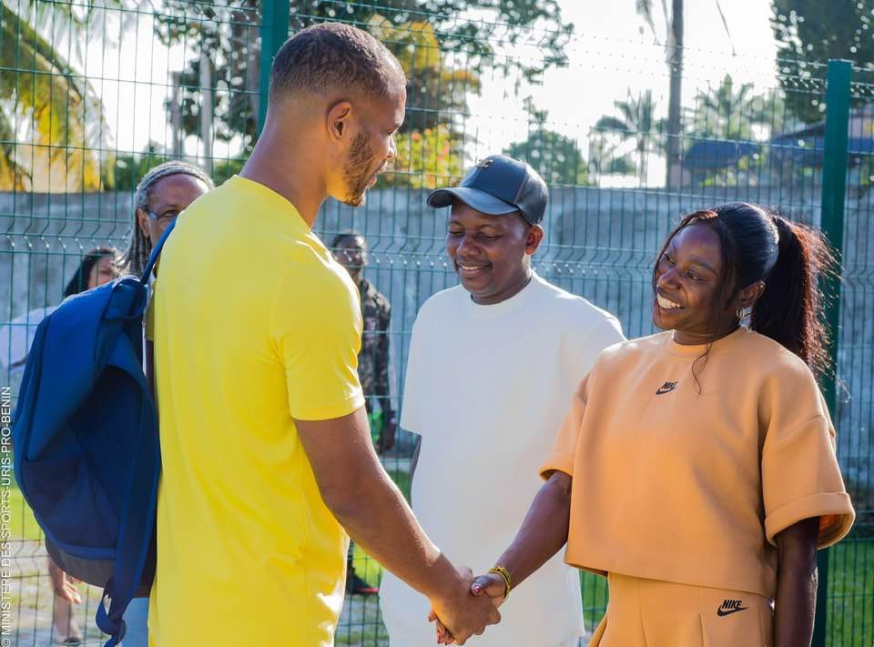 Bénin vs Rwanda : Noélie Yarigo en soutien aux Guépards en Côte d’Ivoire