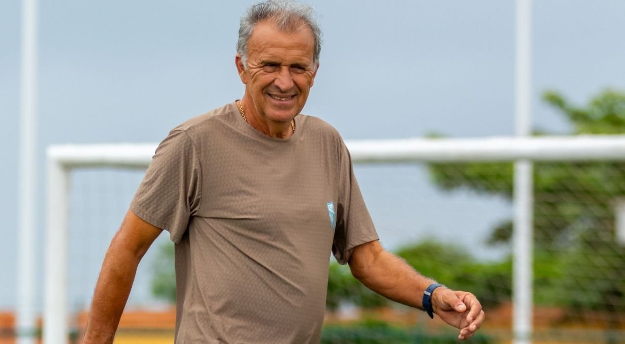 Victor Zvunka a eu finalement son visa et devrait être au match avec son préparateur physique