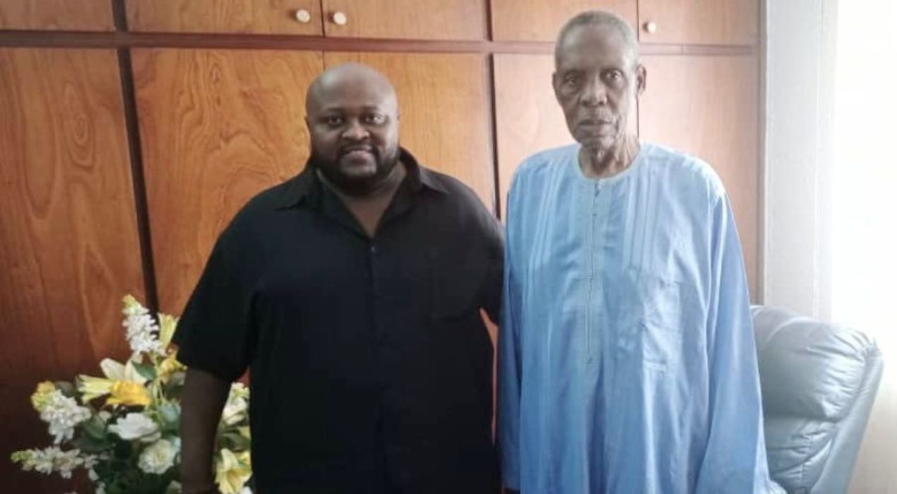 Francis Gaitho parle du patriarche Issa Hayatou : « Un grand homme et un vrai africain »