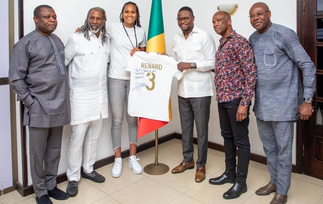 Bénin : Le ministre des Sports, Benoît DATO reçoit la star française Wendie Renard