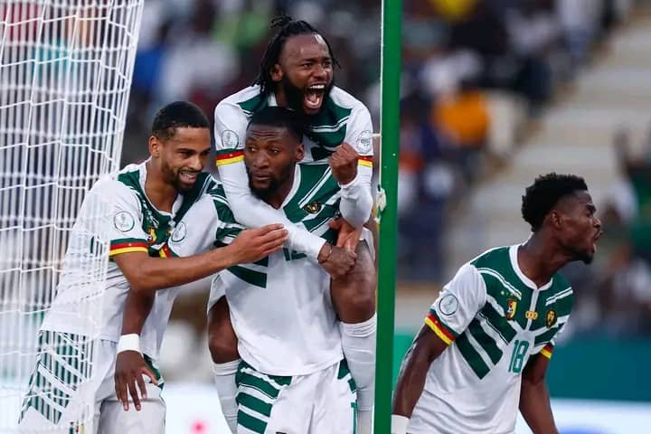CAN 2023: Le Cameroun passe dans la douleur, le Sénégal régale