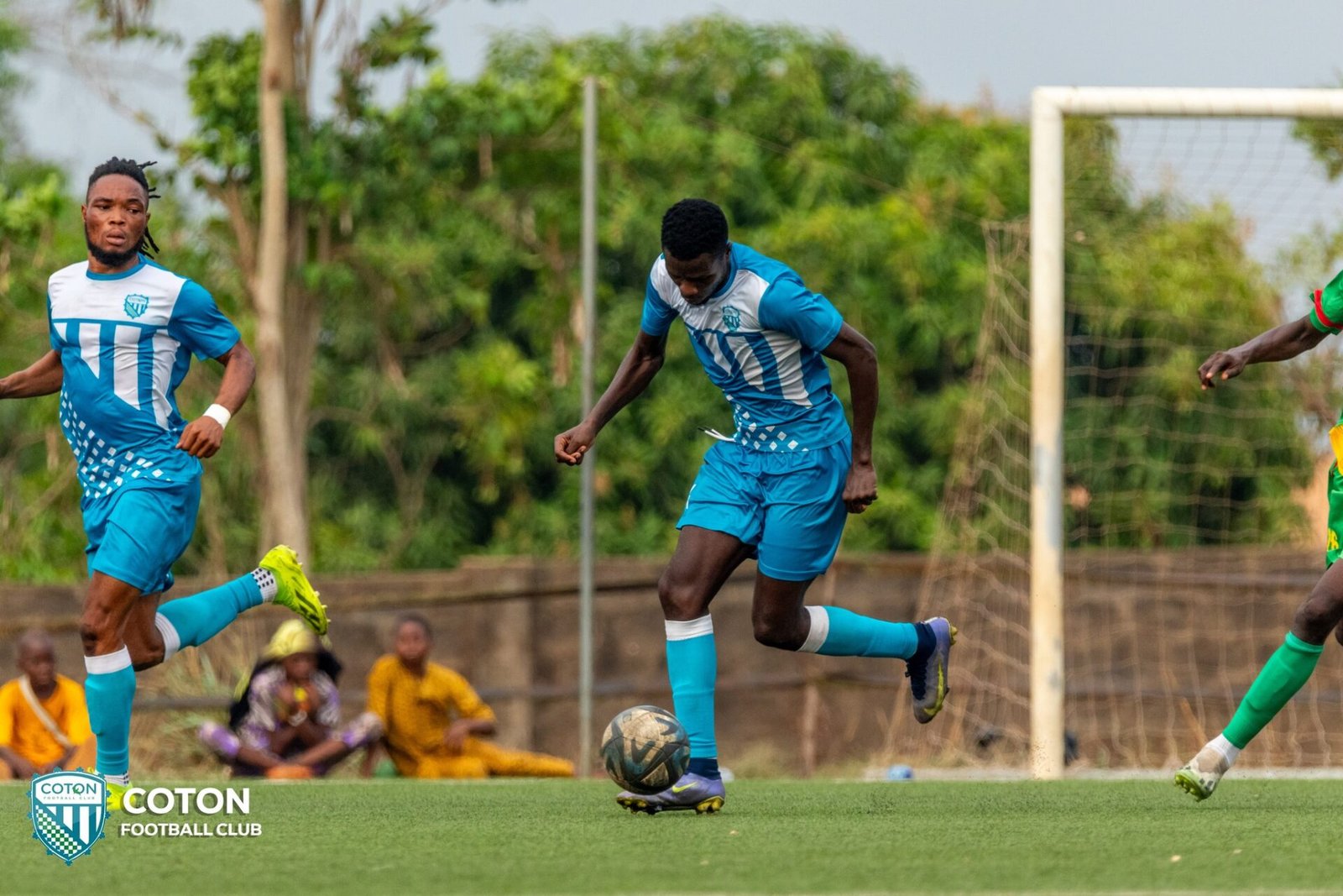 Super Ligue Pro, J4 : Loto-Popo arrache le trône, Coton FC toujours dans le dur