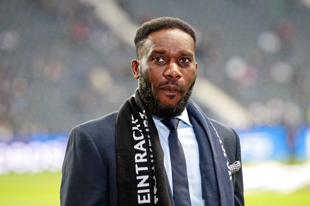 Jay jay Okocha nommé ministre des sports au Nigeria ? Voici toute la vérité