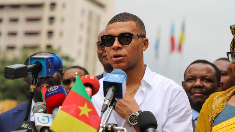 Kylian Mbappé confirme sa visite prochaine en Algérie et livre son avis sur le football africain