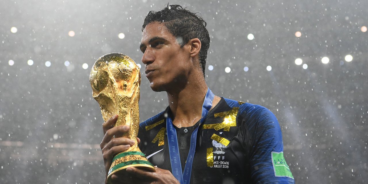 Équipe de France : Officiel, Raphaël Varane annonce à son tour sa retraite internationale