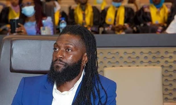 Mondial 2022 : Emmanuel Adebayor apporte son soutien à Sadio Mané, forfait avec le Sénégal