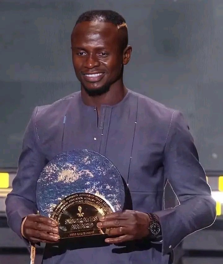 Prix Socrates 2022 : Sadio Mané émut, « Les mots me manquent… »