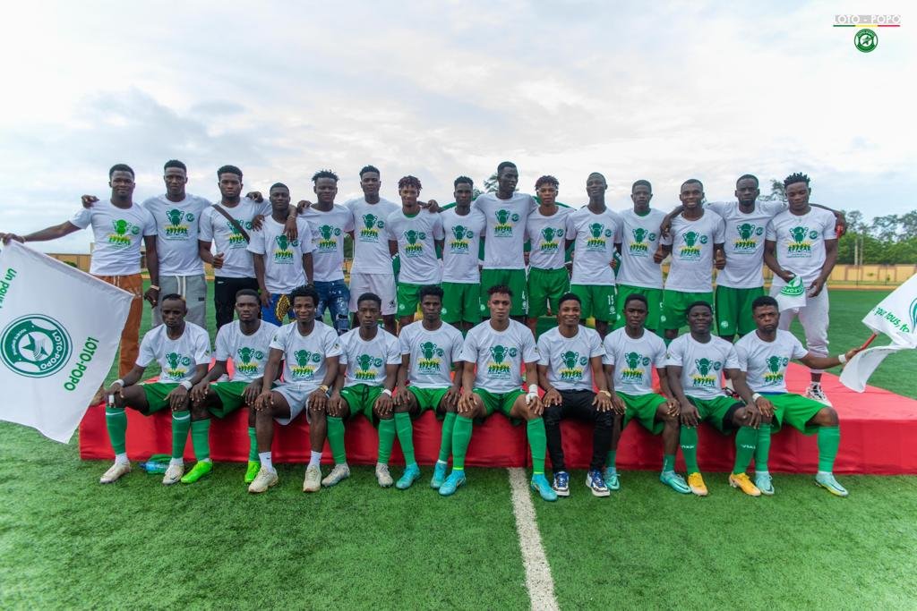De retour en compétition CAF, Loto-Popo FC célèbre son exploit en liesse avec ses fans