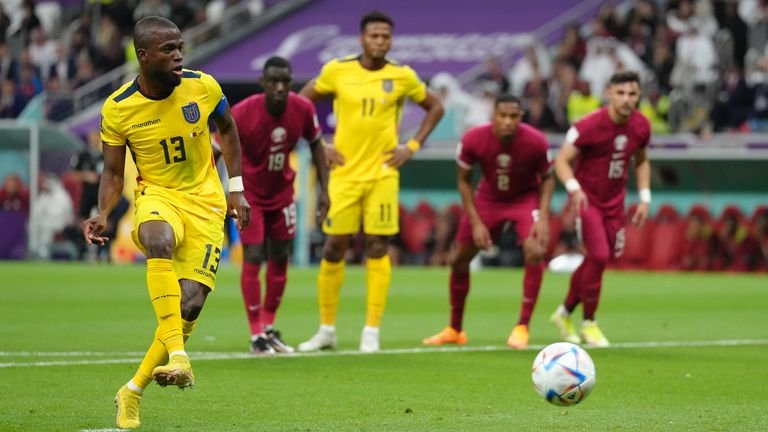 Coupe du Monde 2022 : Le Qatar trébuche d’entrée