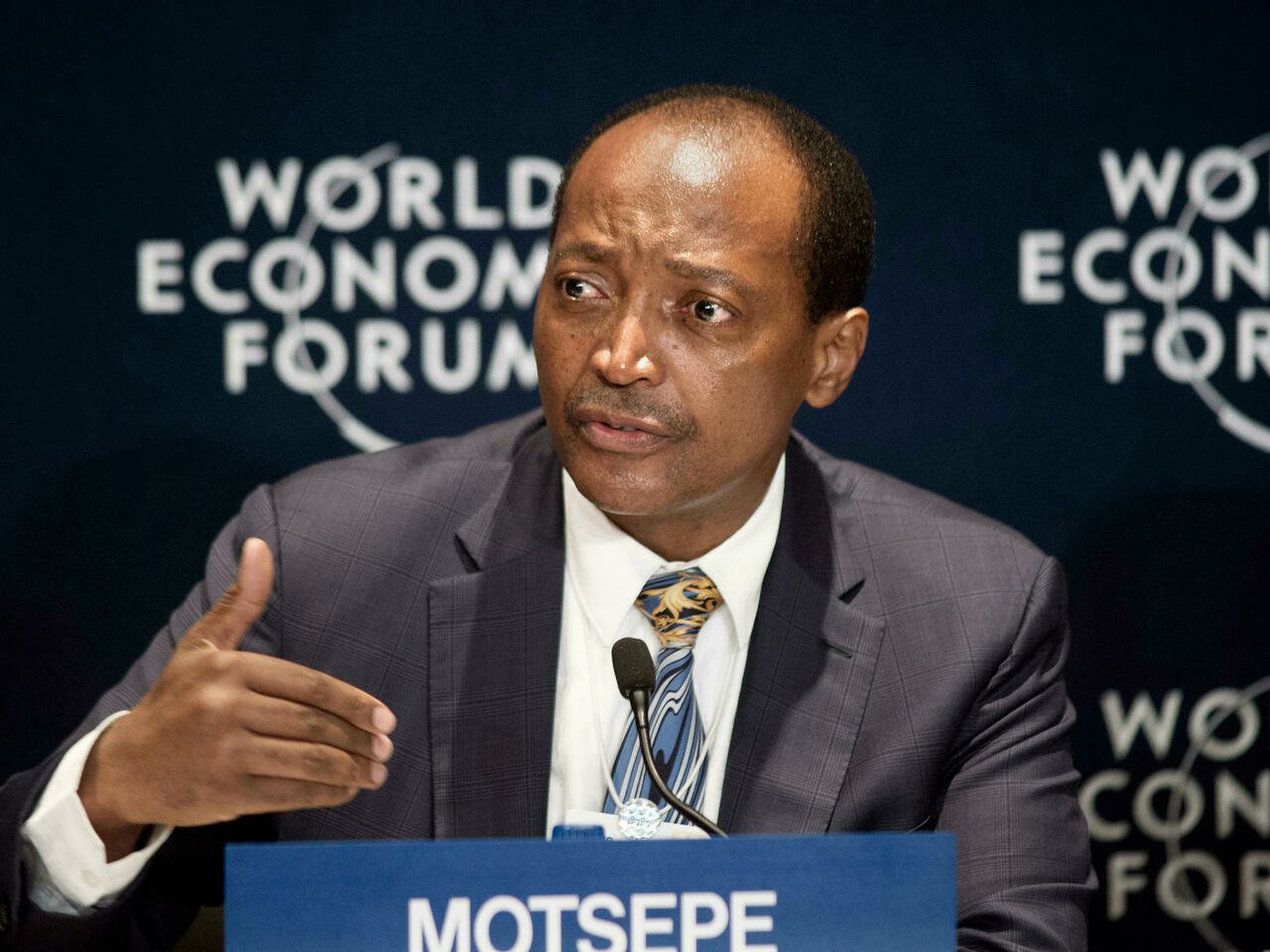 CAF : Le Président Patrice Motsepe se rend au Mozambique