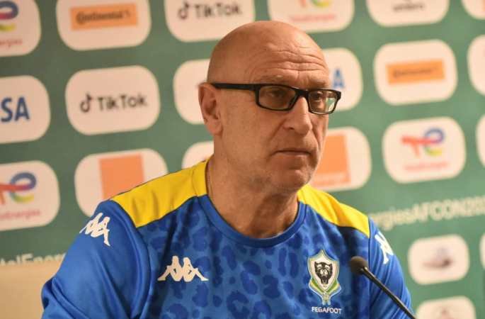 Gabon : Patrice Neveu tape du point la table, » Le désordre, c’est terminé … »
