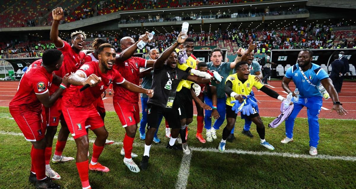 Can 2021, Algérie 0-1 Guinée Équatoriale : Débordé de joie, un journaliste s’offre en spectacle (Vidéo)