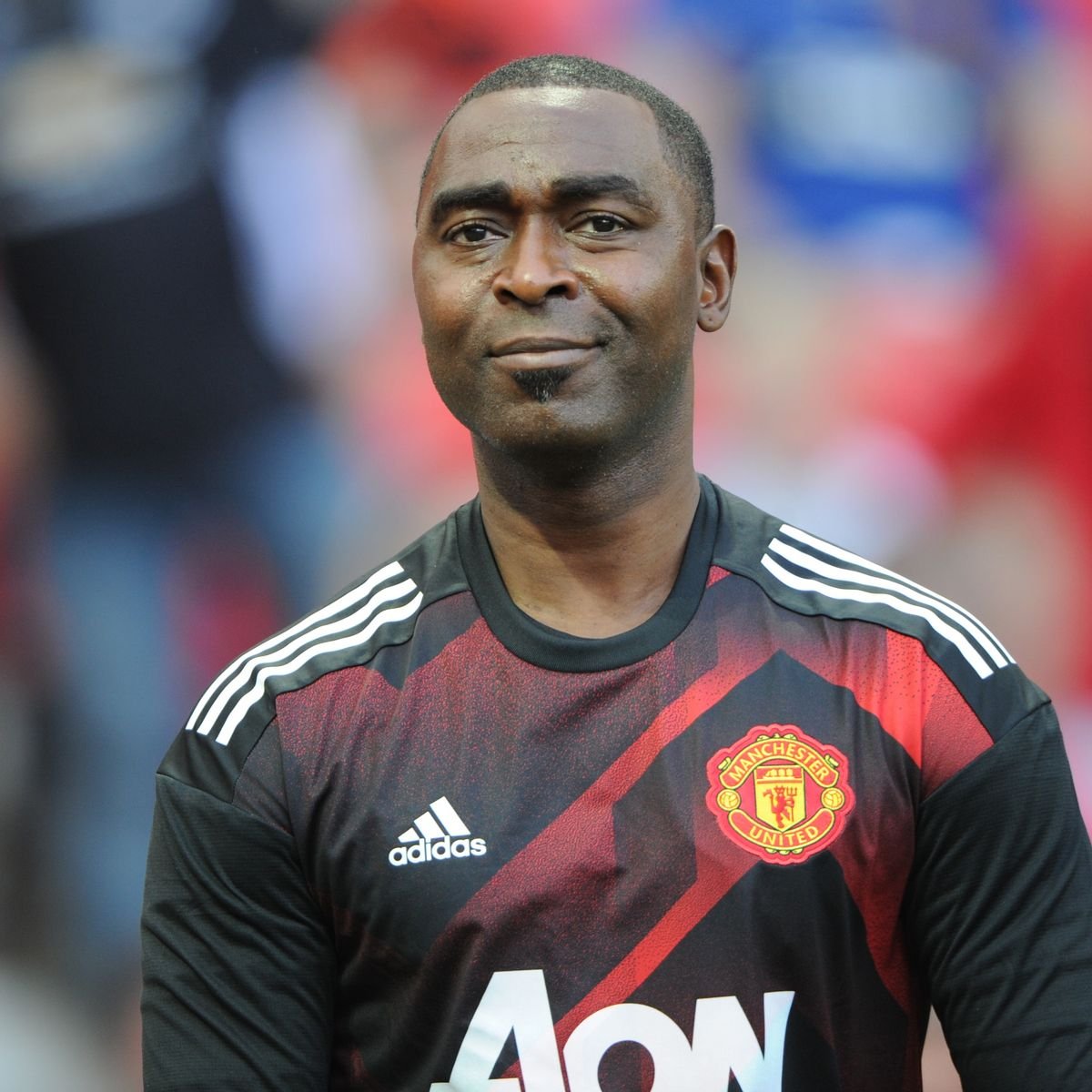 Manchester united : Andy cole « la seule solution est de mettre Cristiano Ronaldo à l’écart.. »