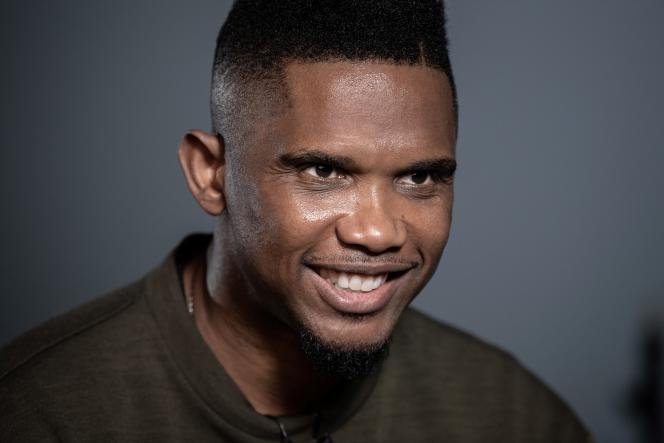 Samuel Eto’o affiche son enfance, la toile totalement sidérée par sa sape