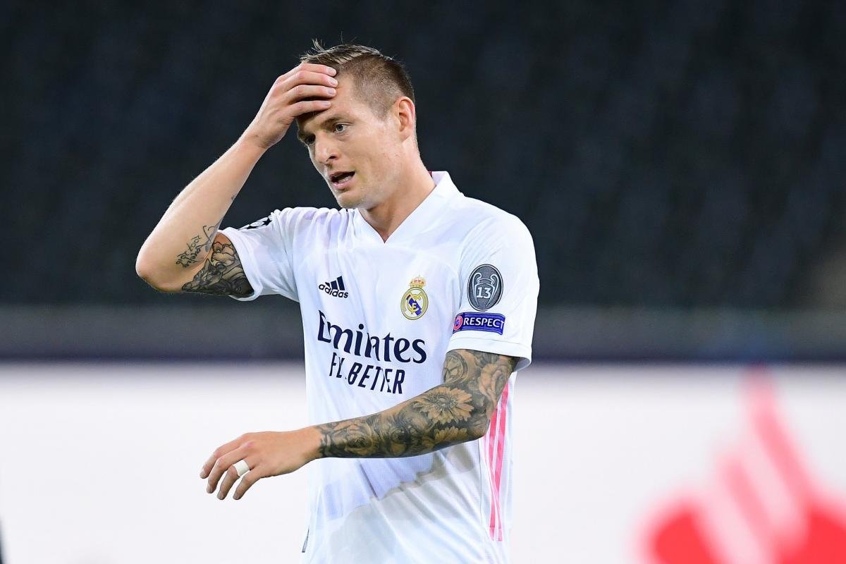Réal Madrid : Toni Kroos dézingue le ballon d’or de Messi