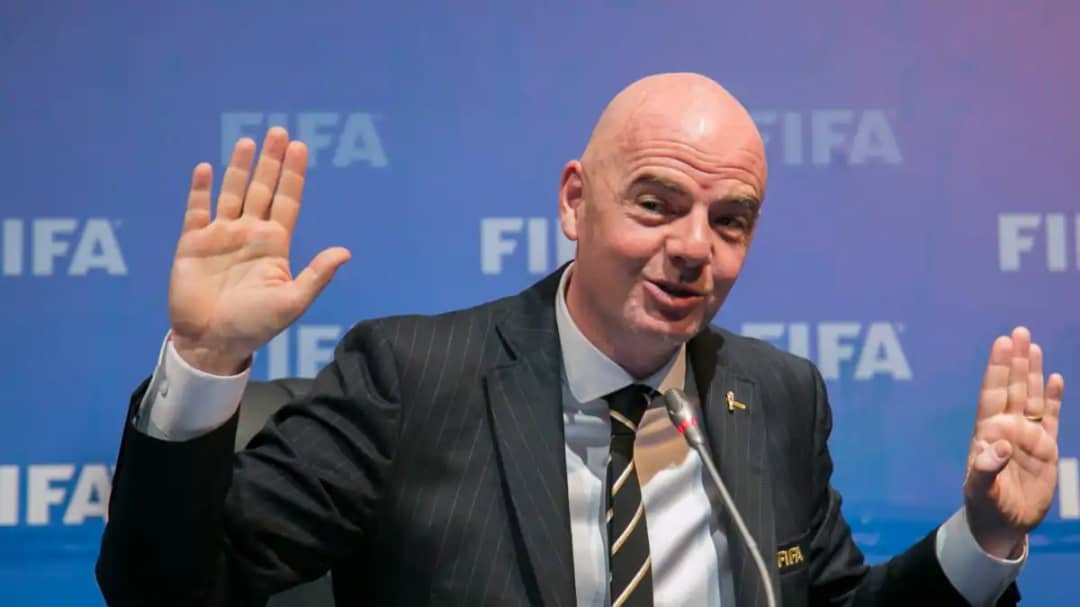 4 nouvelles règles en étude à la FIFA, faux et archifaux