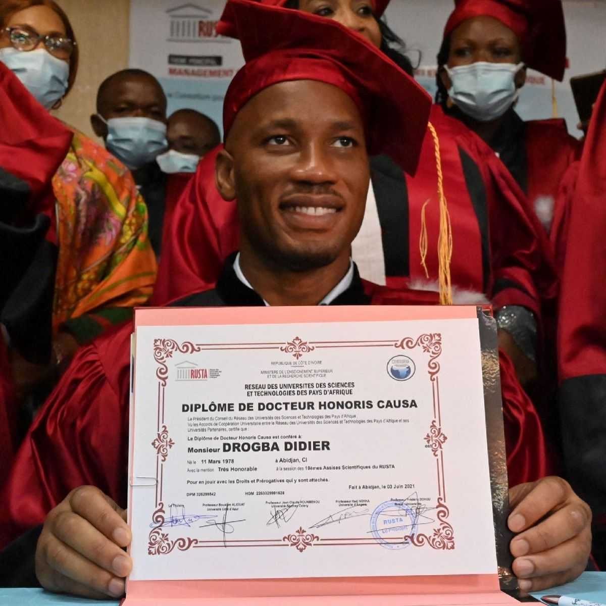 Didier Drogba intronisé docteur honoris causa